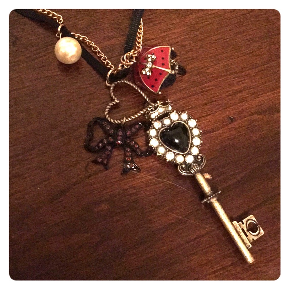 SALE - Betsey Johnson Key to My Heart Necklace